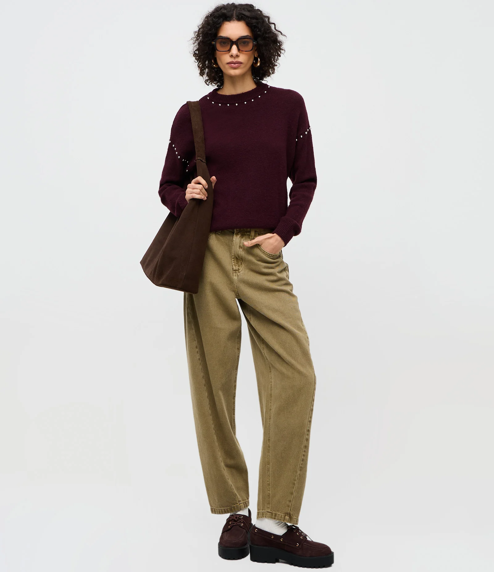 Blusa Regular em Tricô com Tachinhas na Gola Vinho 2