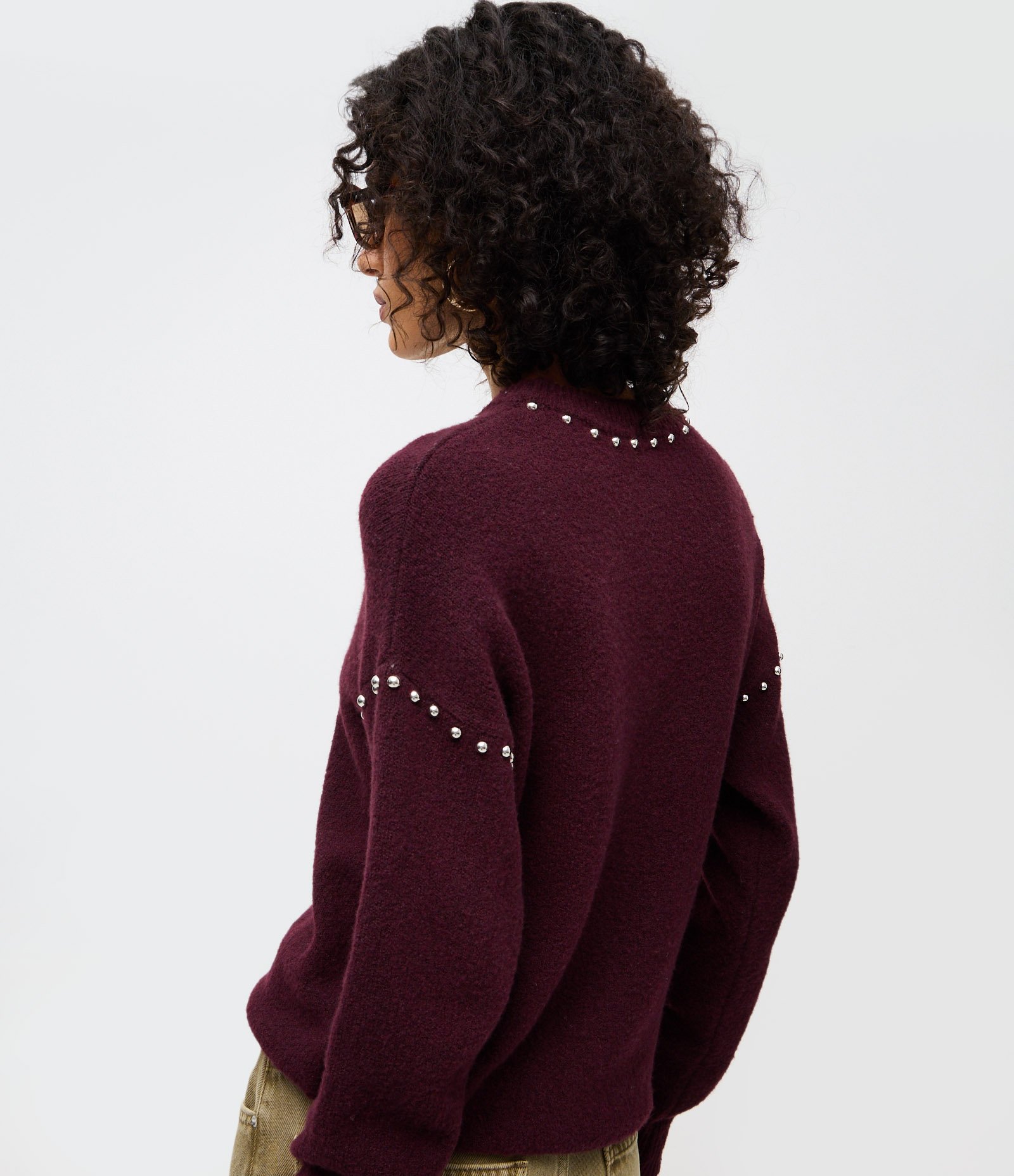 Blusa Regular em Tricô com Tachinhas na Gola Vinho 4