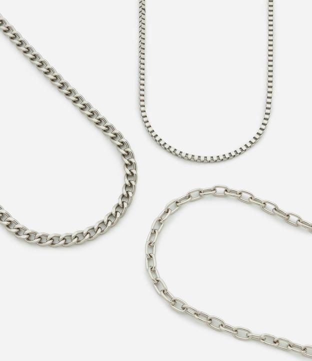 Kit com 03 Colares Correntes em Metal