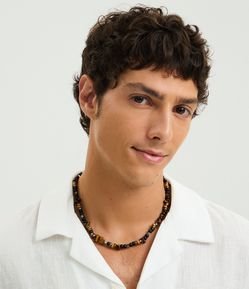 Colar de Cascalhos em metal com Contas em Madeira e Pedra