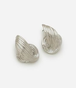 Brinco Botão Torcido Metalizado