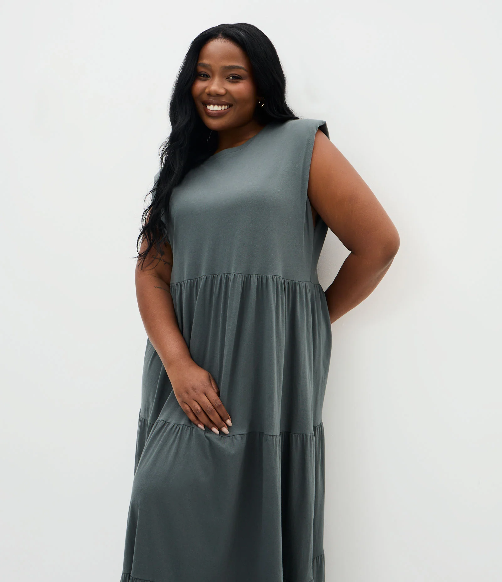 Vestido New Midi em Algodão com Babado Curve e Plus Cinza Escuro 1