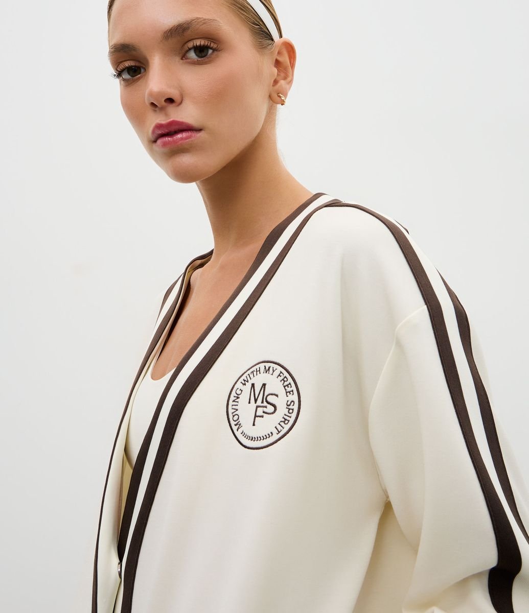 Cardigan Esportivo Oversized College com Listras Contrastantes Bege