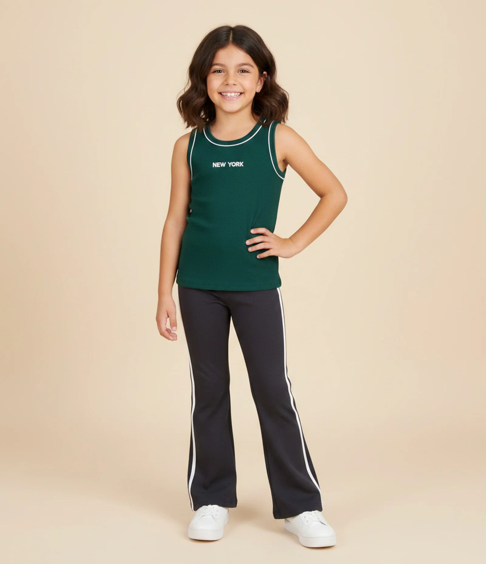 Calça Infantil Flare em Cotton com Listras Laterais – Tam 7 a 16 Anos Cinza Chumbo 1