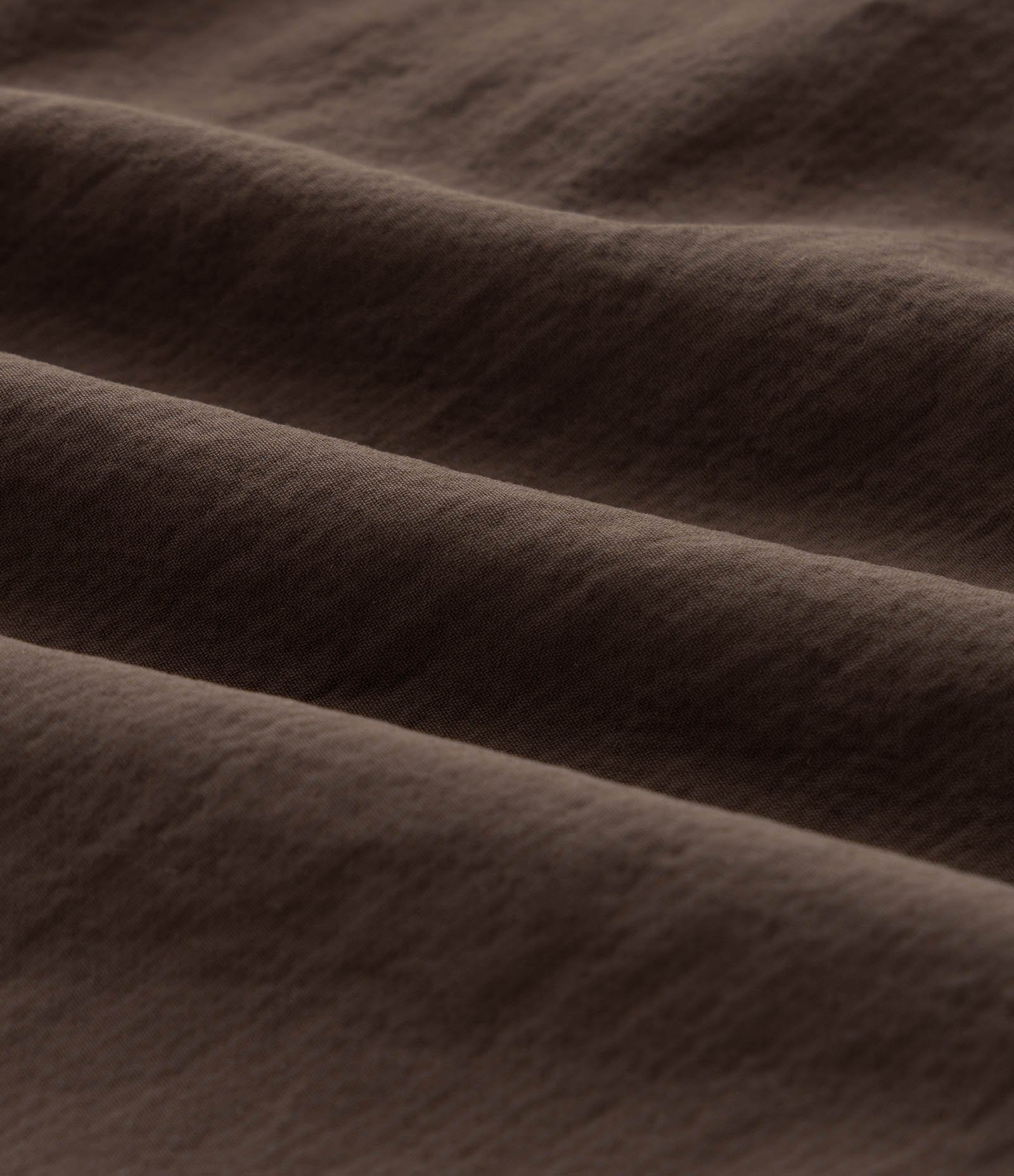 Bermuda em Poliamida com Bolsos Laterais Marrom Escuro 7