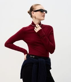 Blusa Regular em Tricô com Aplicação de Bolinhas na Gola