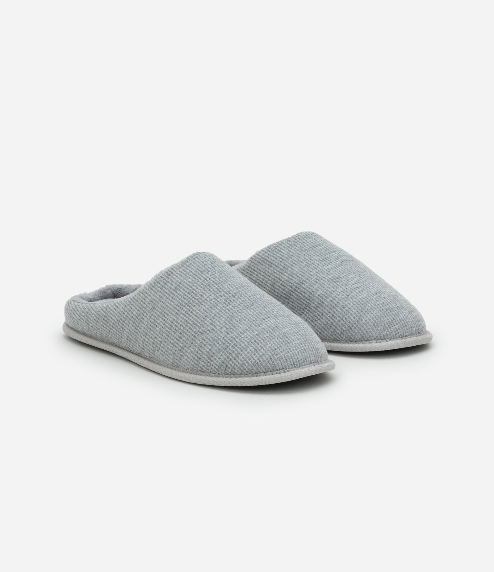 Pantufa Chinelo Slipper Lisa Cinza 3
