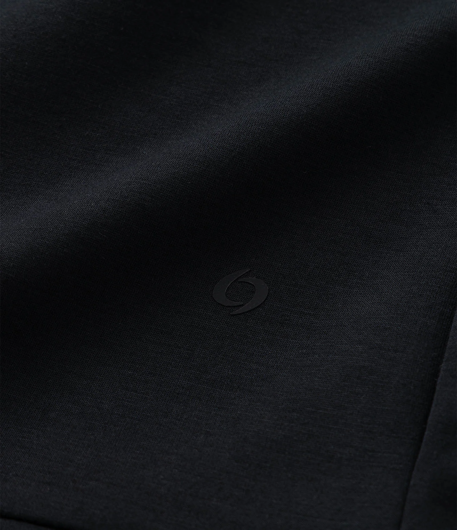 Jaqueta Esportiva Regular em Modal com Capuz Preto 10