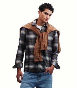 Camisa Manga Longa em Flanela Escovada e Estampa Xadrez