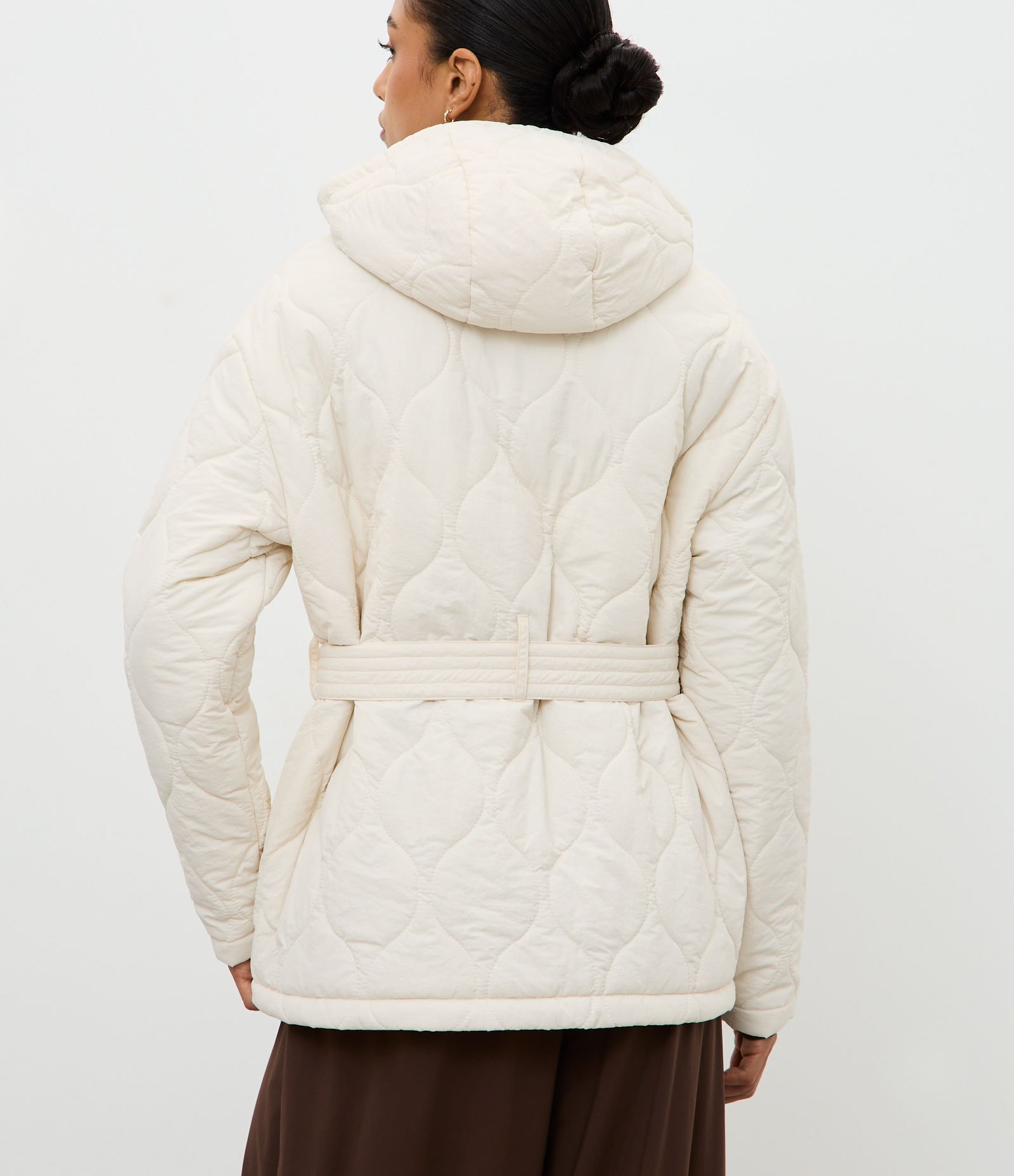 Jaqueta Acolchoada Alongada com Cinto Off White 4