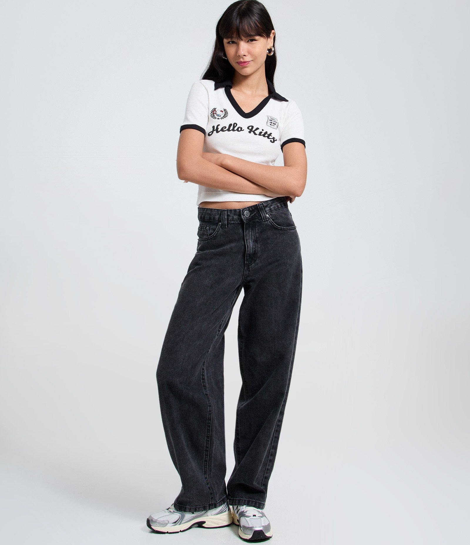 Blusa Polo Manga Curta com Viés Contrastantes Hello Kitty Branco 2