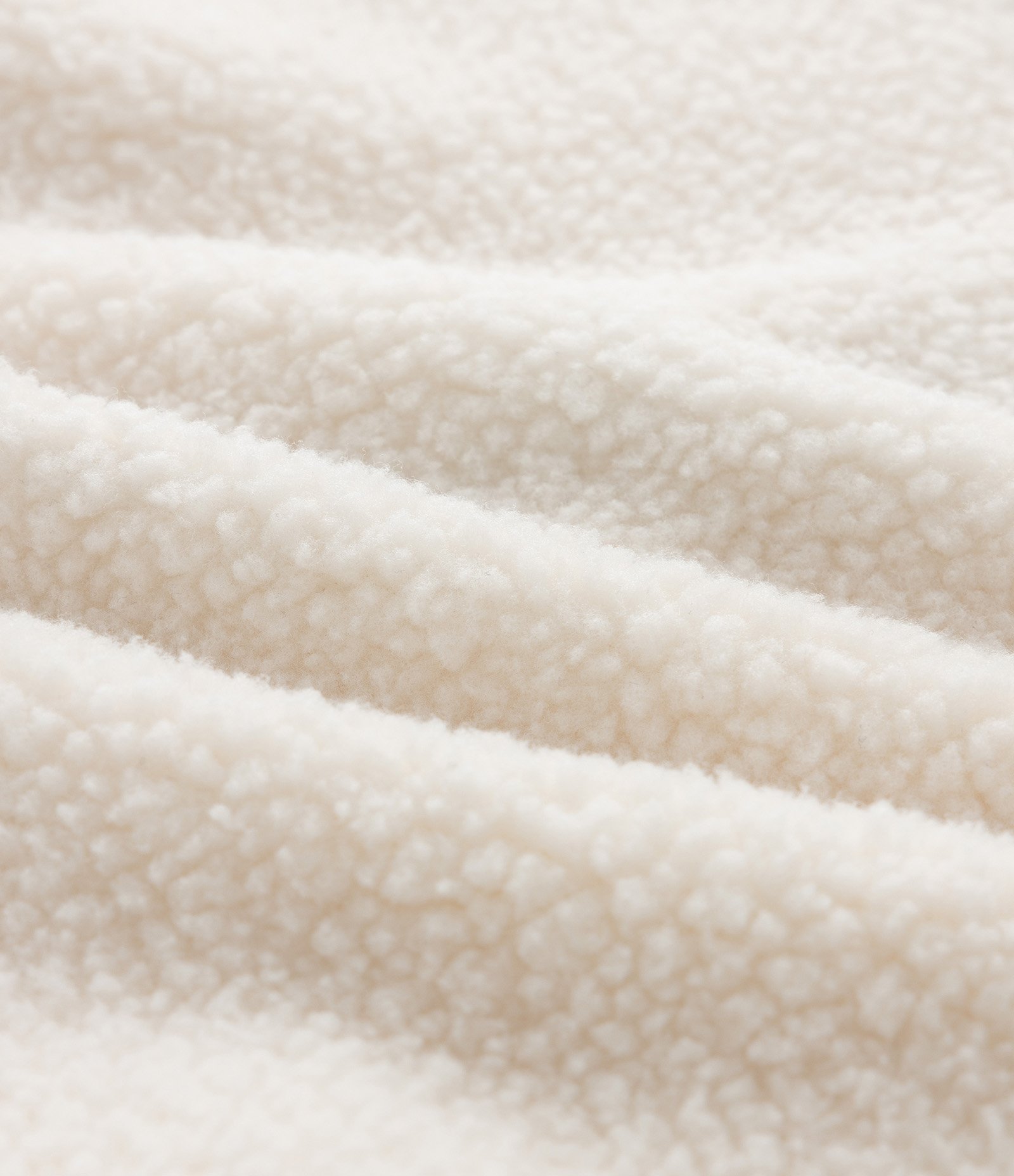 Jaqueta em Pelo Artificial com Detalhes Contrastantes - Tam 5 a 14 Anos Bege 3