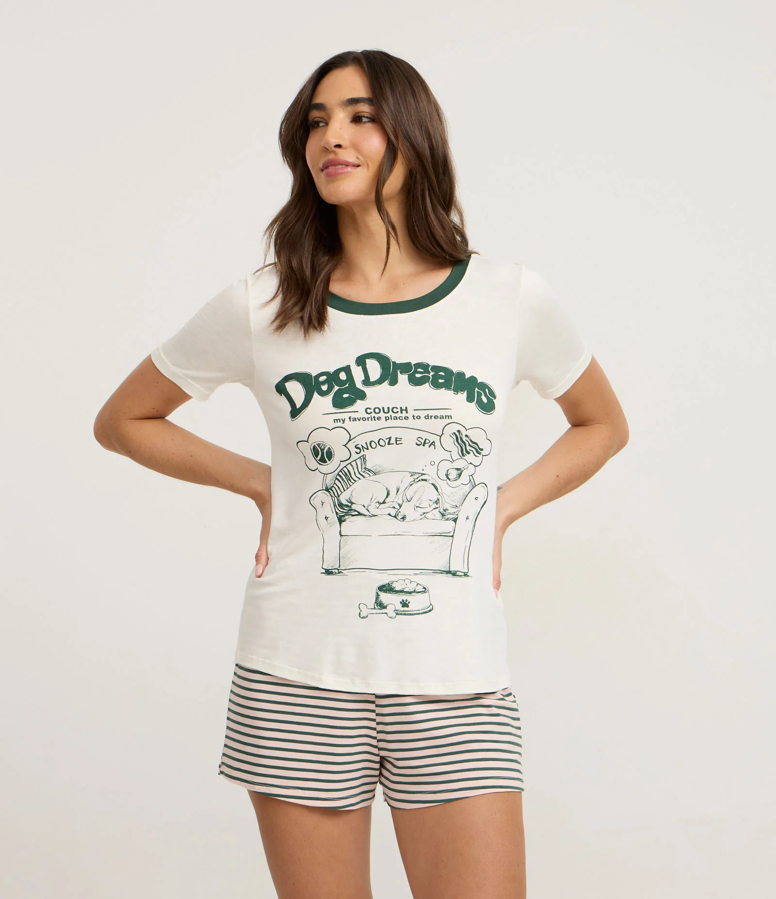 Pijama Curto em Viscolycra com Estampa Dog Dreams Branco 2