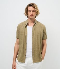 Camisa Manga Curta Texturizada Quadradinhos