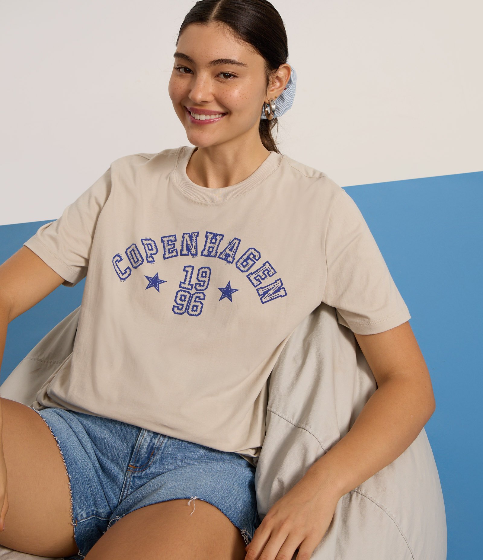 Camiseta em Algodão com Estampa Lettering “Copenhagen 1996” Bege claro 3