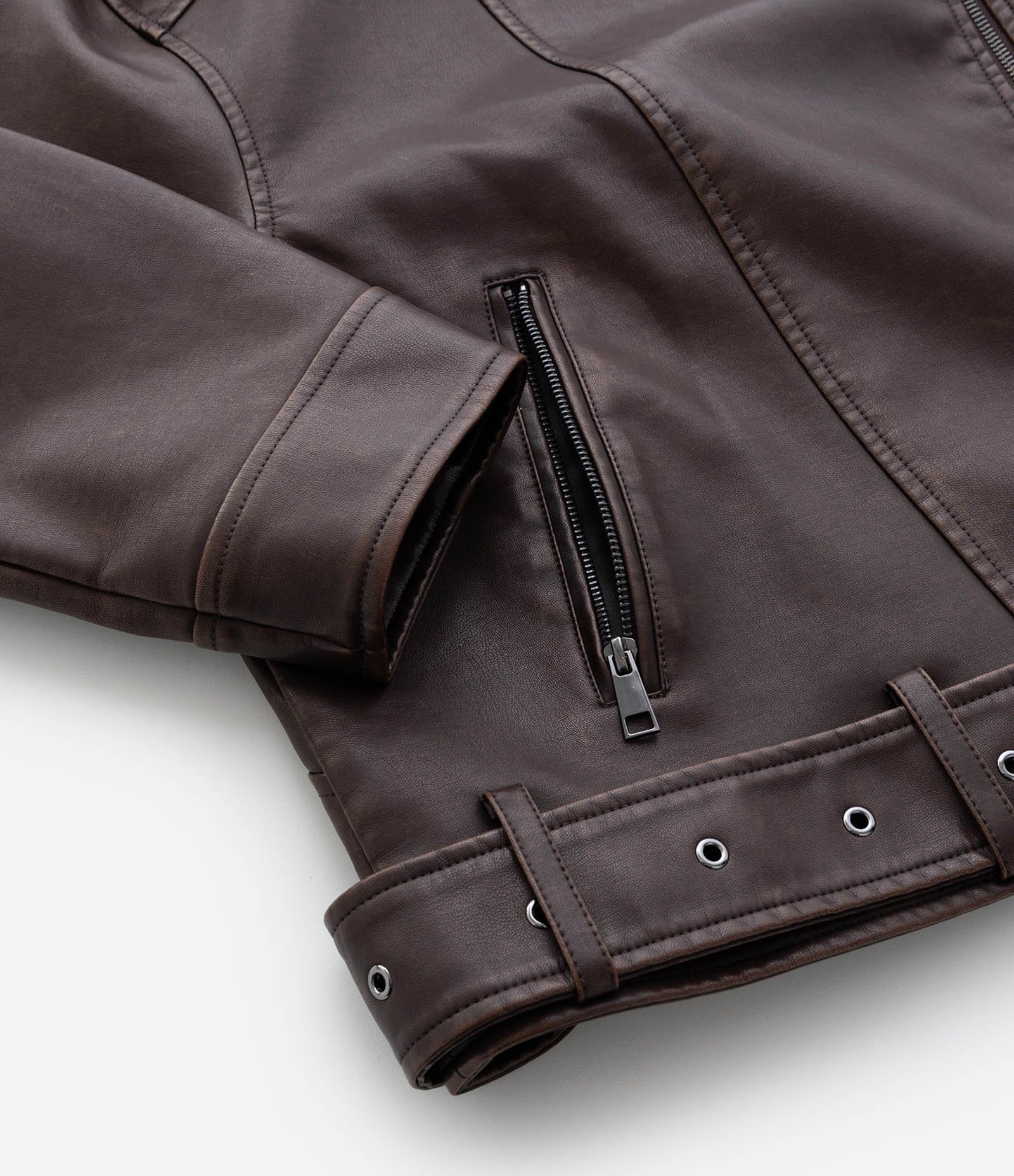 Jaqueta Biker em PU Lavado com Cinto Curve & Plus Size Marrom 4