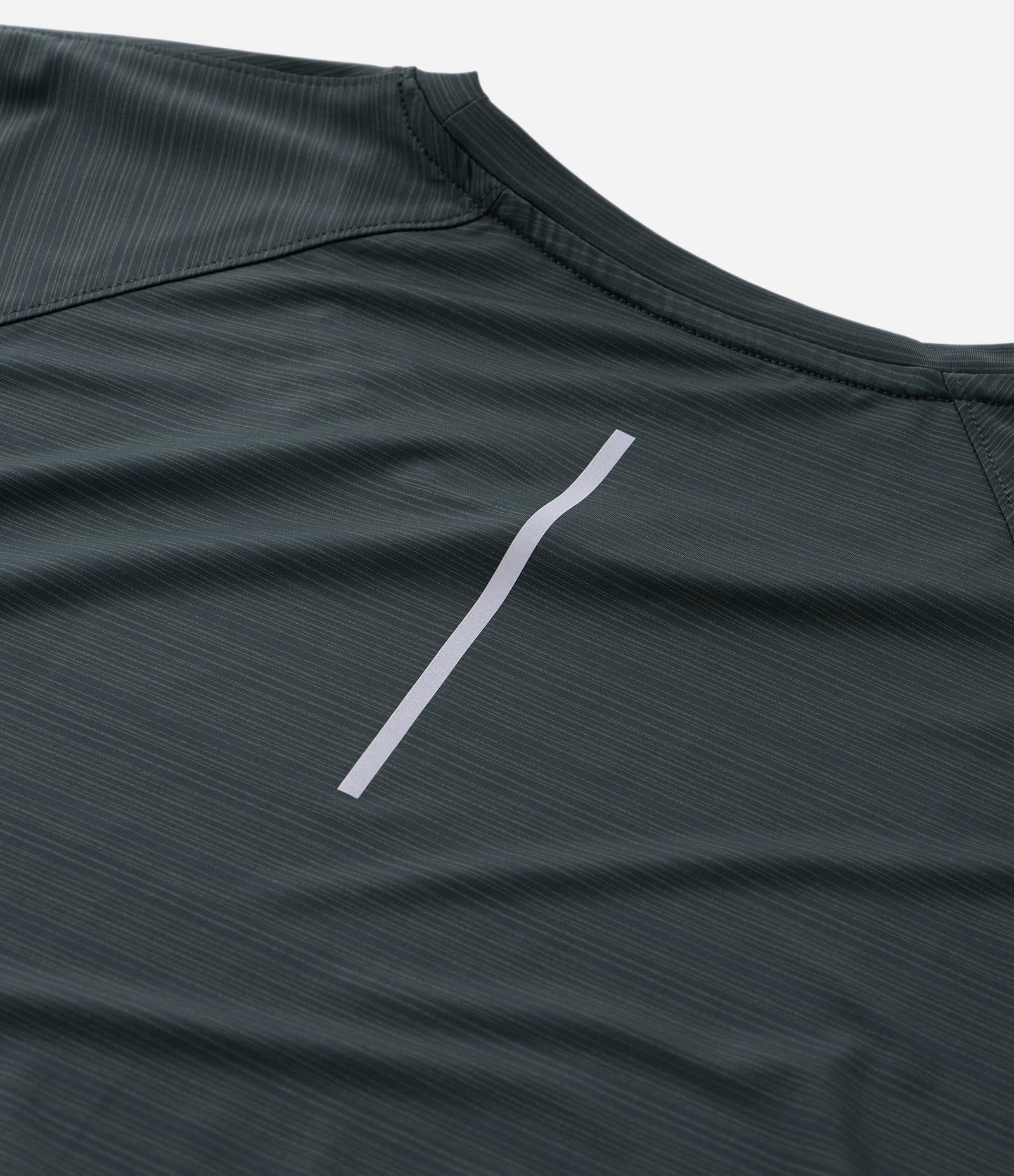 Camiseta Manga Curta Dry Texturizada com Lettering Verde 6