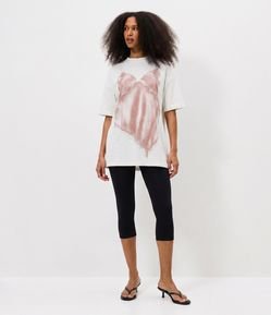 Camiseta Regular em Algodão com Estampa Vestido