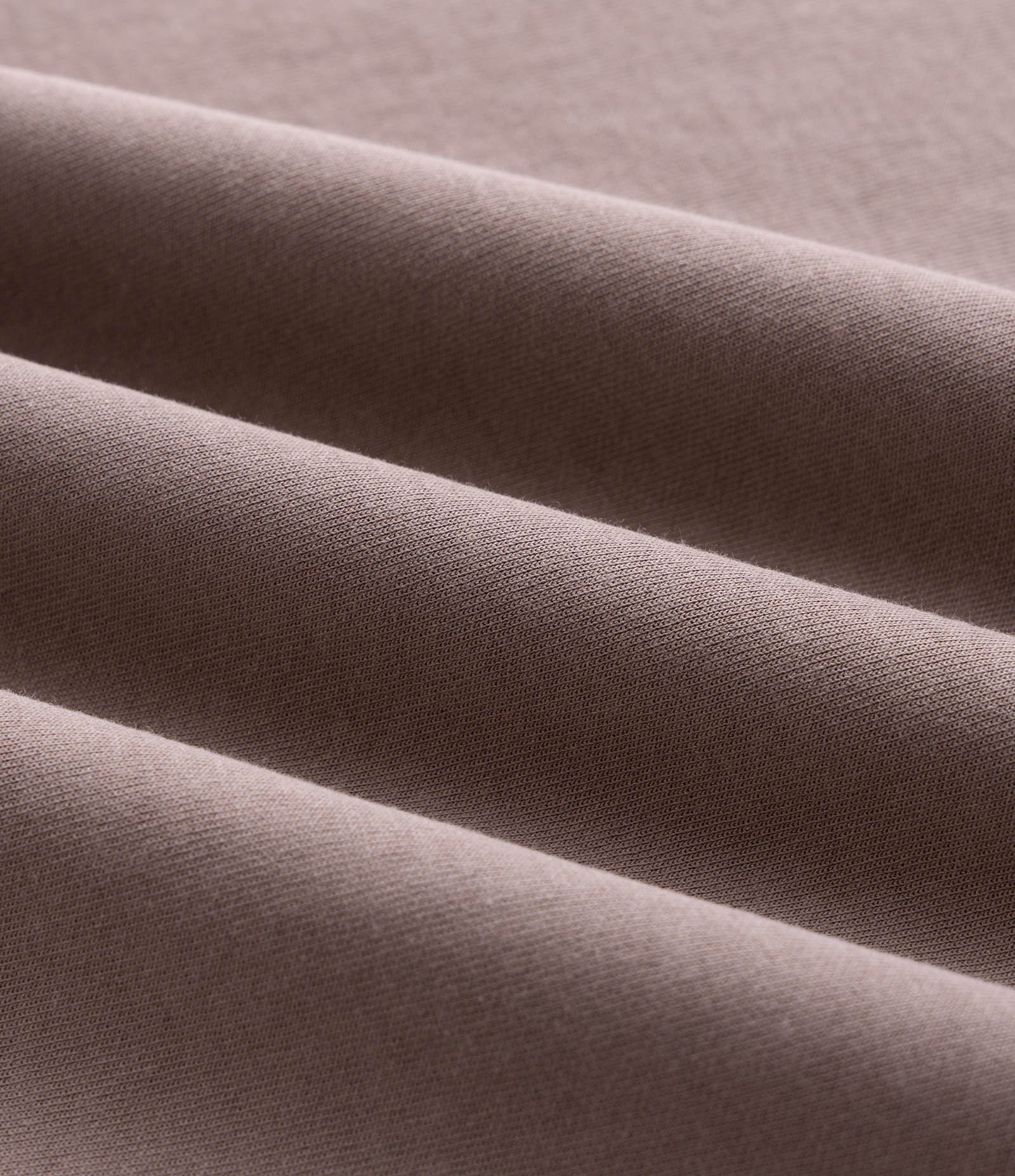 Camiseta Oversized em Moletinho com Cava Deslocada Marrom 4