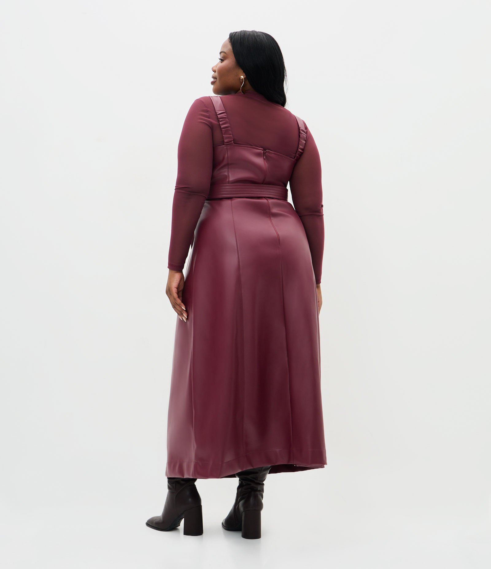 Vestido Midi em PU com Faixa na Cintura Curve & Plus Size Marrom 2