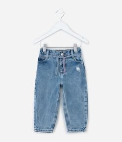 Calça Infantil Mom em Jeans com Cintinho Decorativo – Tam 1 a 5/6 Anos