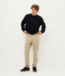 Calça Masculina Skinny em Sarja com Elastano