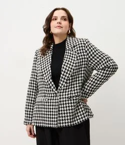 Blazer Tweed Xadrez com Abotoamento Simples Curve & Plus Size