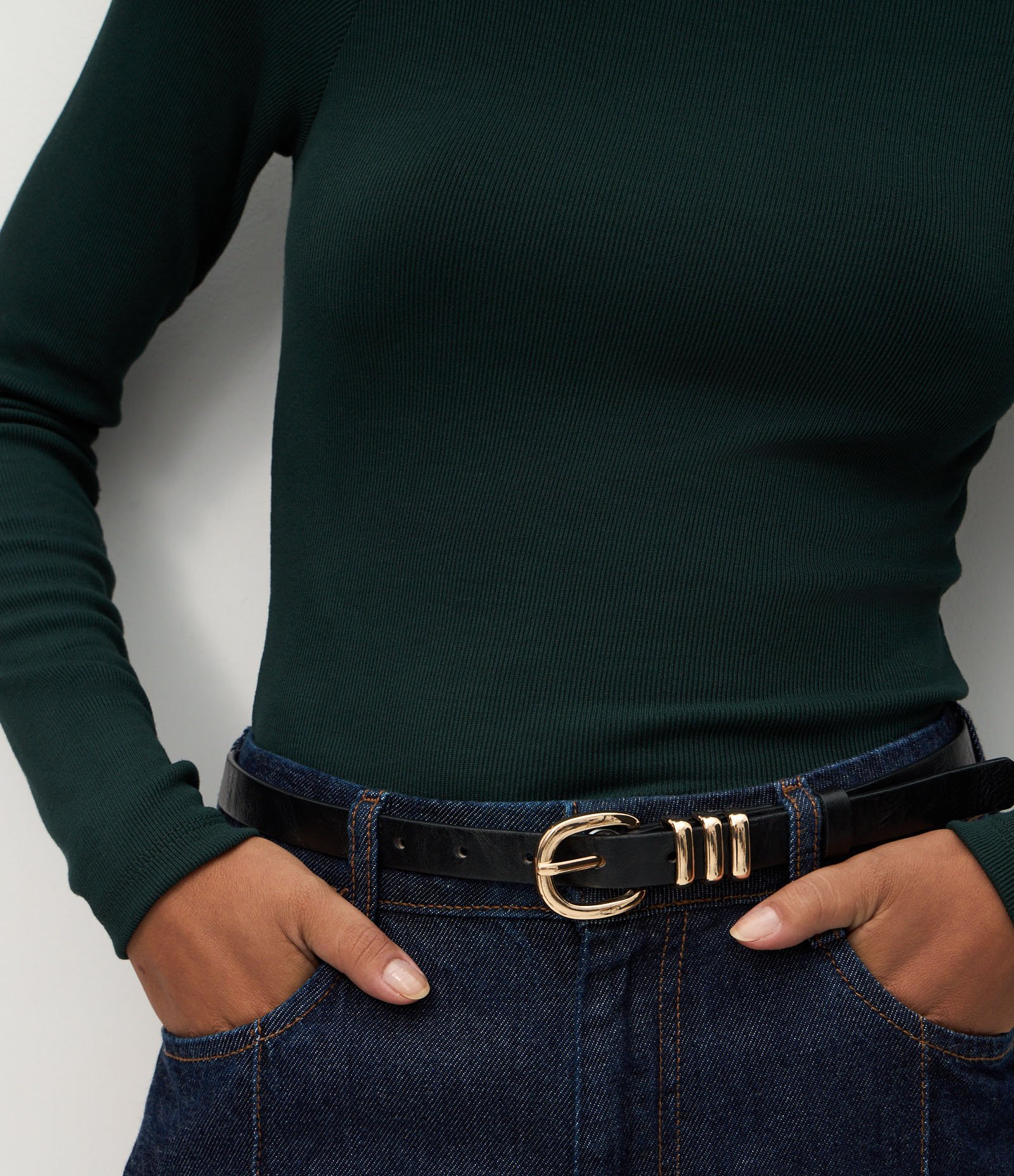 Blusa Básica em Viscose com Gola Alta e Cava Raglan Verde 4