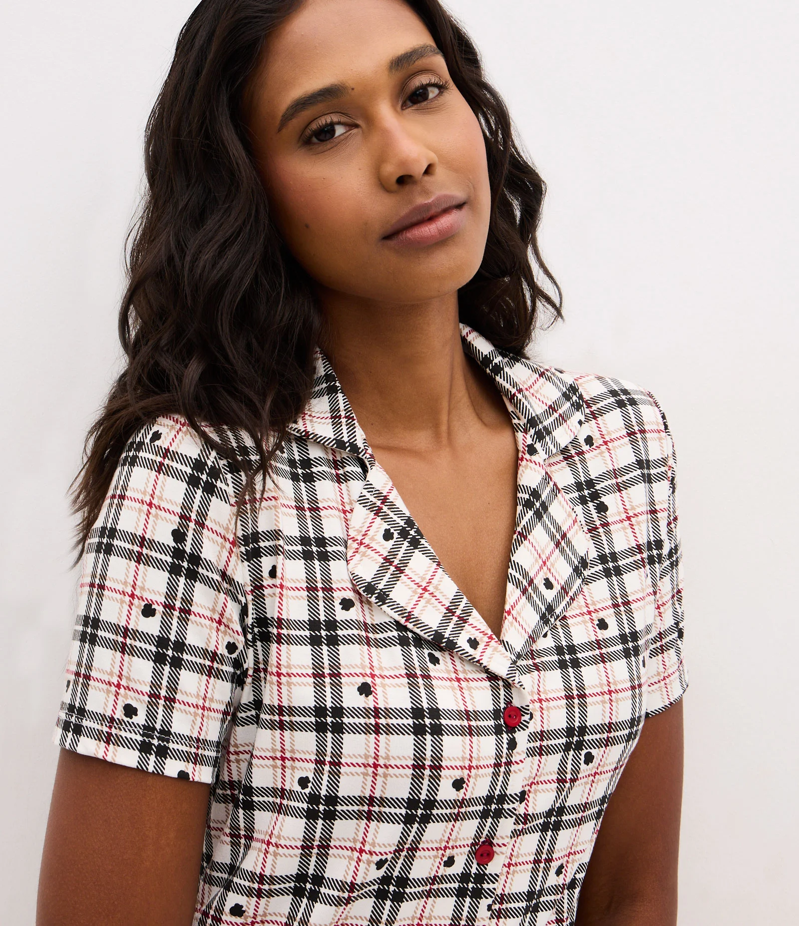 Pijama Americano com Blusa e Short em Viscolycra Minnie Xadrez 2