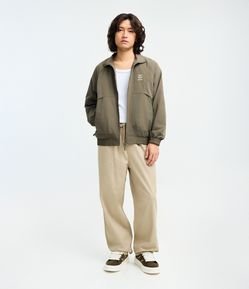 Calça Sarja Lisa com Cós Elástico e Amarração Modelo Relaxed
