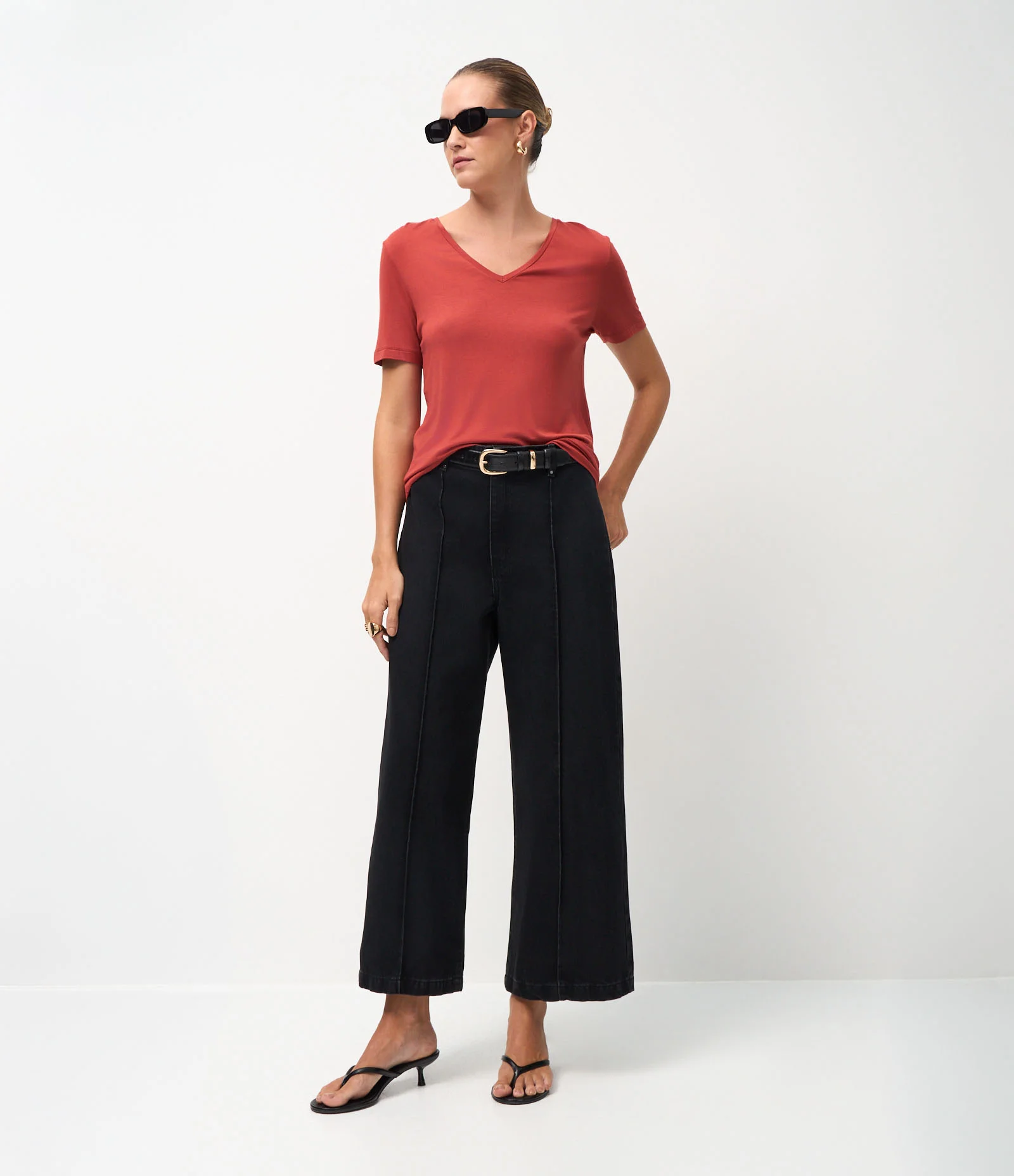 Blusa Básica em Viscose com Decote V Laranja 2