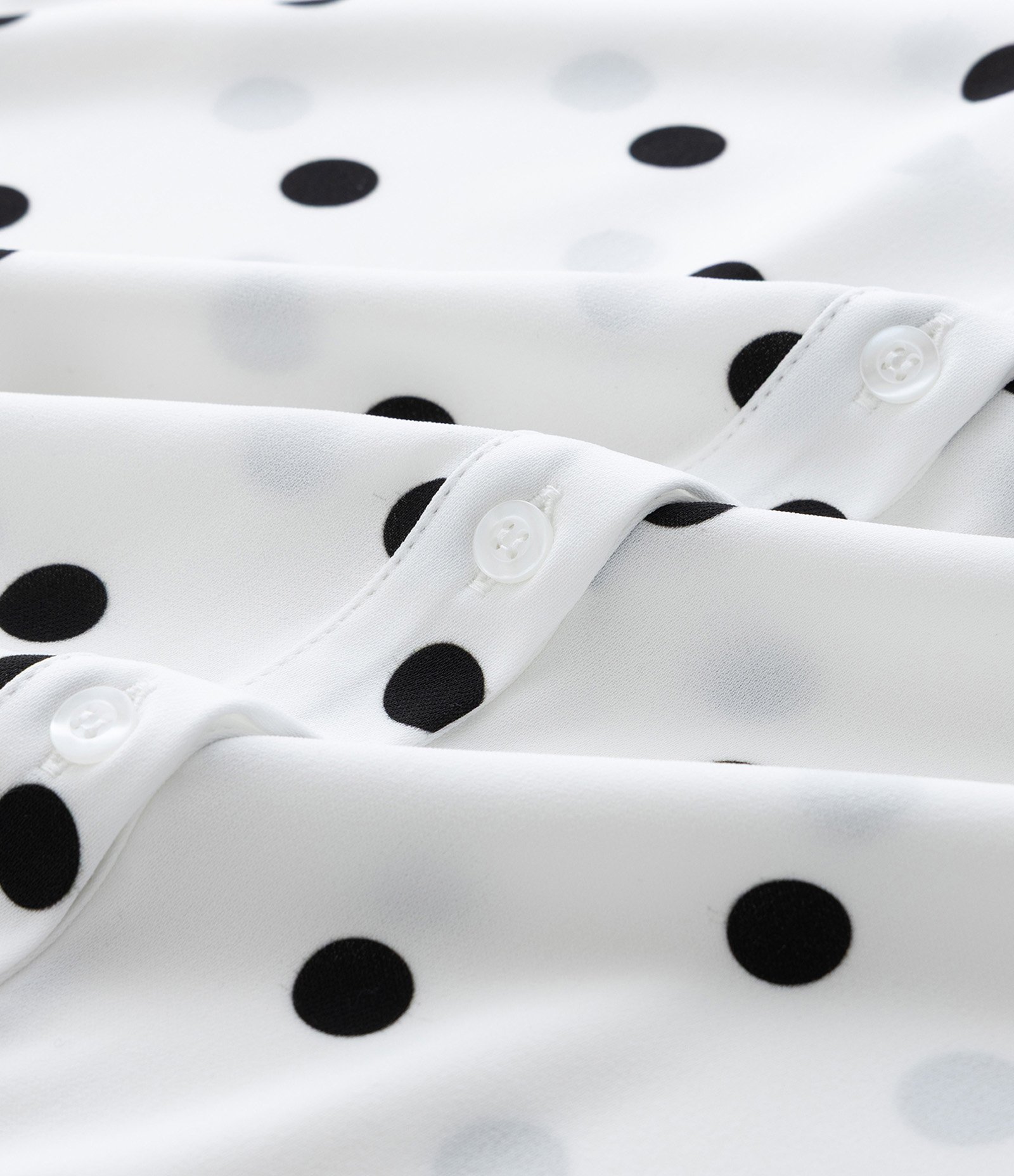 Camisa Alongada em Crepe Poá Curve & Plus Size Branco 8