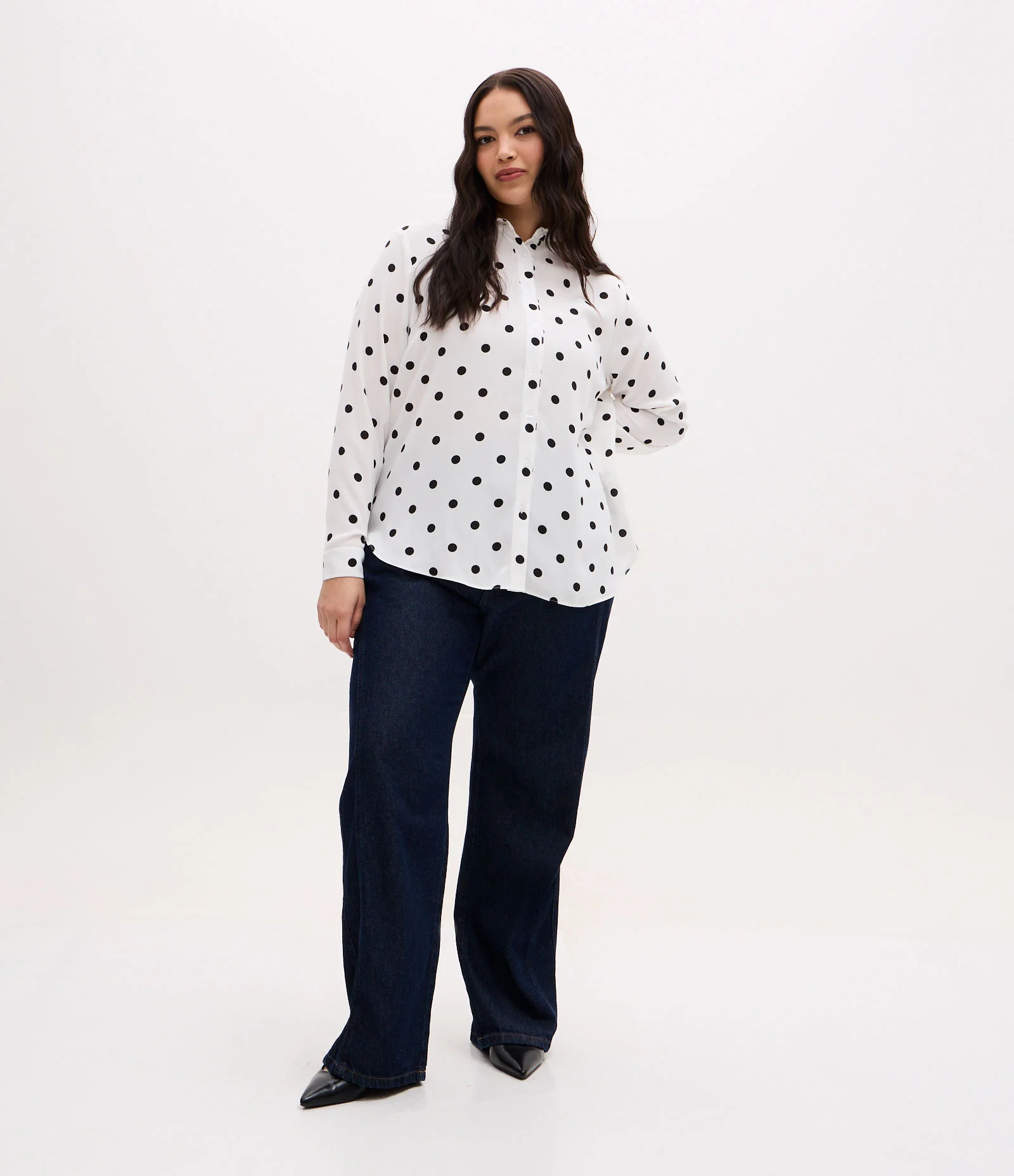 Camisa Alongada em Crepe Poá Curve & Plus Size Branco 2