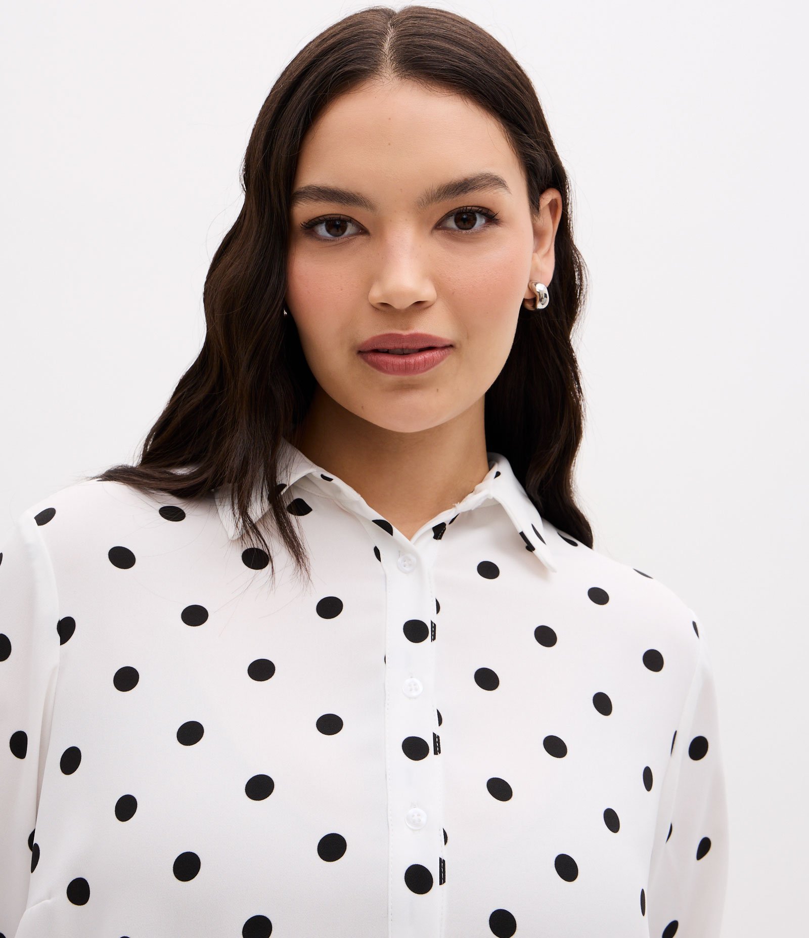 Camisa Alongada em Crepe Poá Curve & Plus Size Branco 3