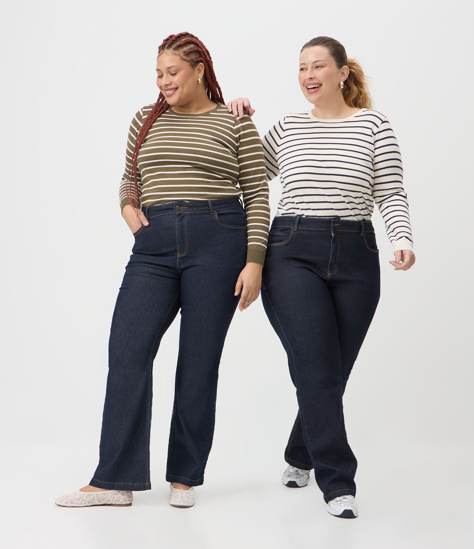 Calça Reta em Jeans com Elastano Curve & Plus Size Azul 6