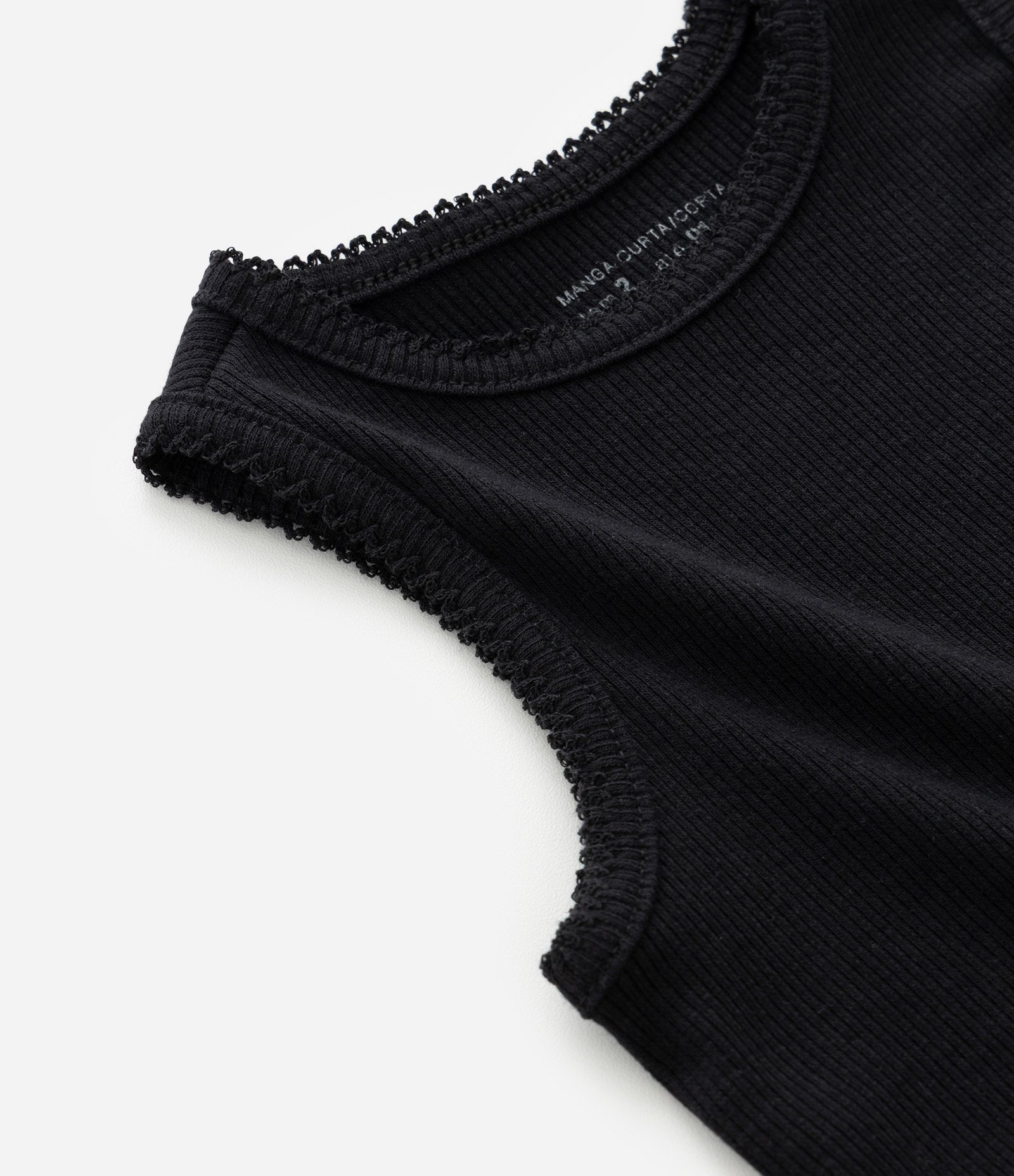 Regata Infantil em Ribana com Picueta no Decote – Tam 1 a 5/6 Anos Preto 4