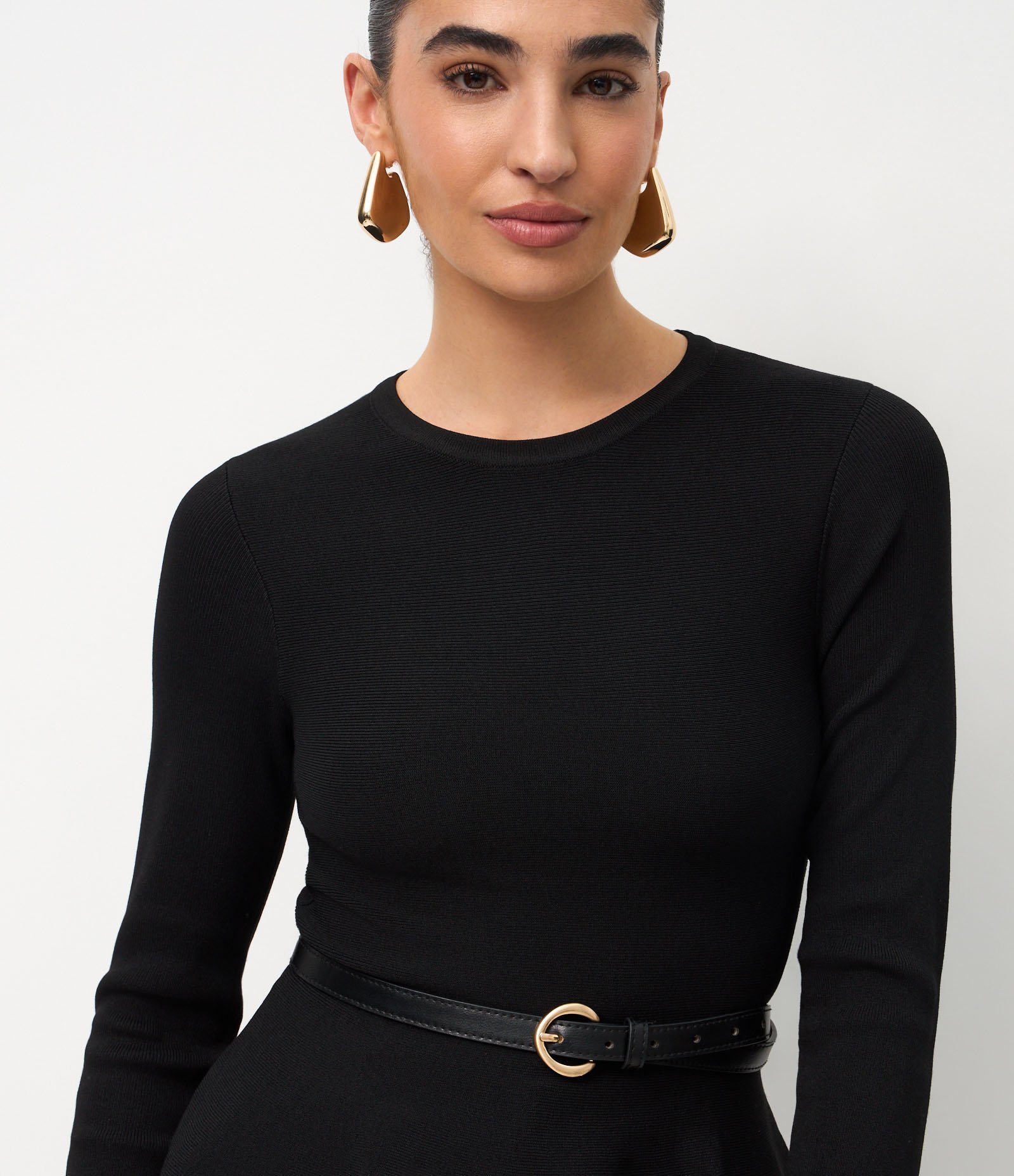 Blusa em Tricô com Barra Peplum Preto 3