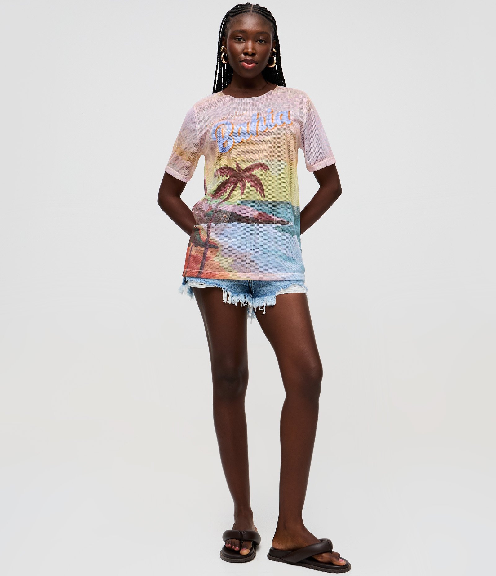 Camiseta Texturizada com Estampa Bahia Tropical Multicores 2