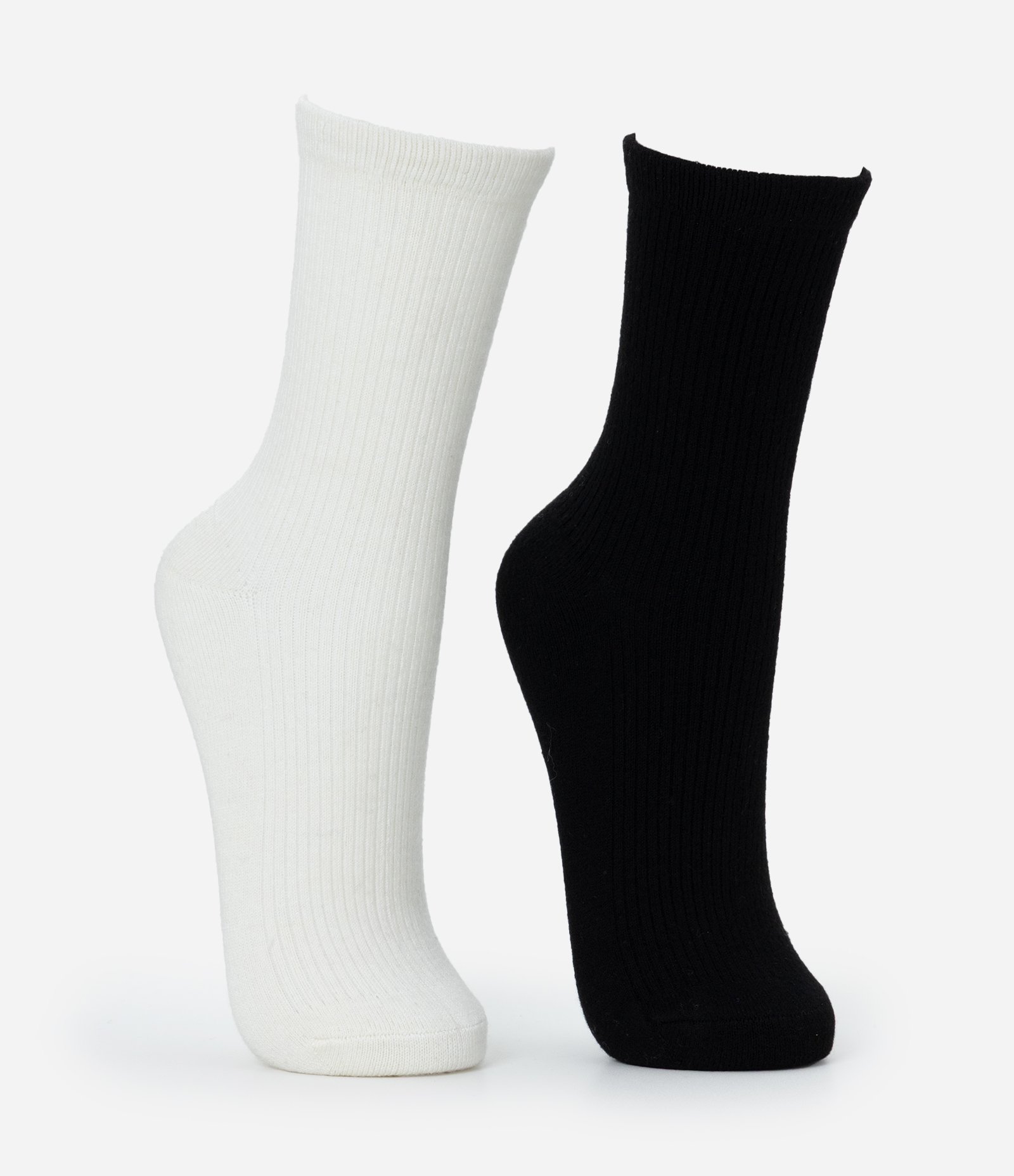 Kit 02 Meias Cano Médio com Cachemir Caneladas Braco/Preto 2