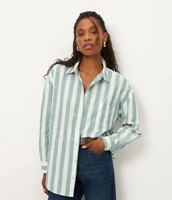 Camisa em Algodão com Estampa Listrada e Gola Polo