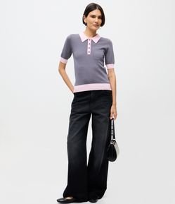 Blusa em Tricô com Gola Polo