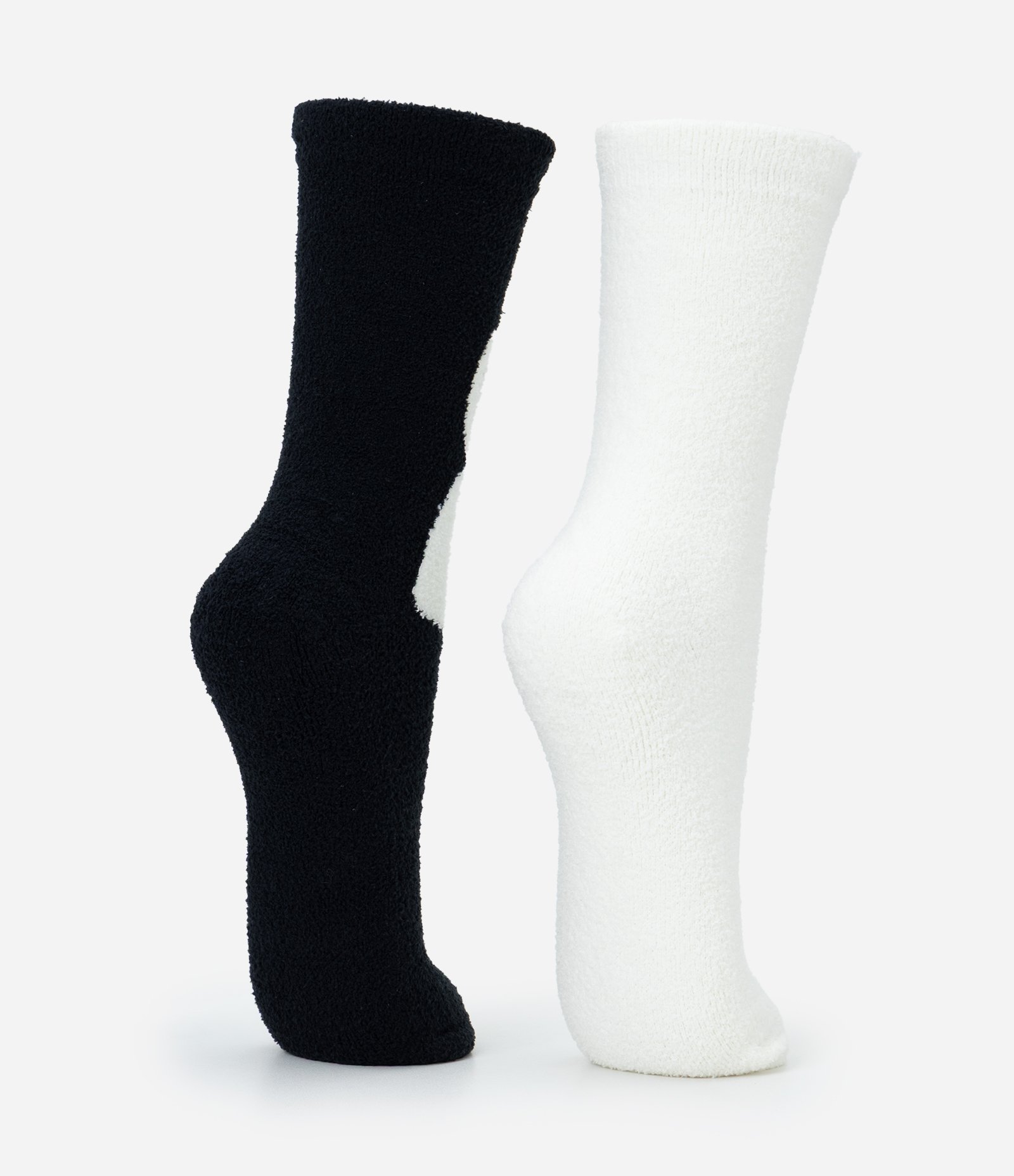 Kit 02 Meias Cano Alto em Chenille Pinguim Preto/Branco 3