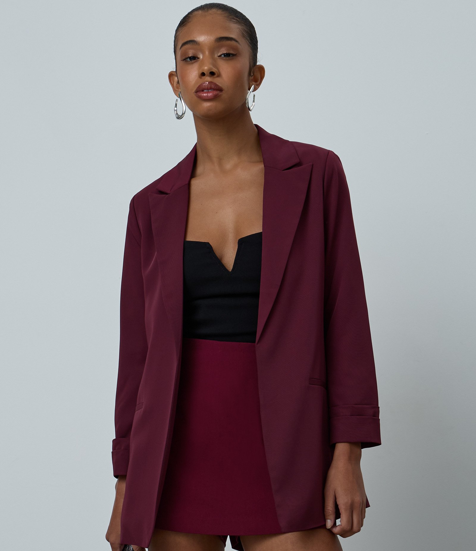 Blazer Alongado em Alfaiataria com Pregas no Punho Vermelho 2