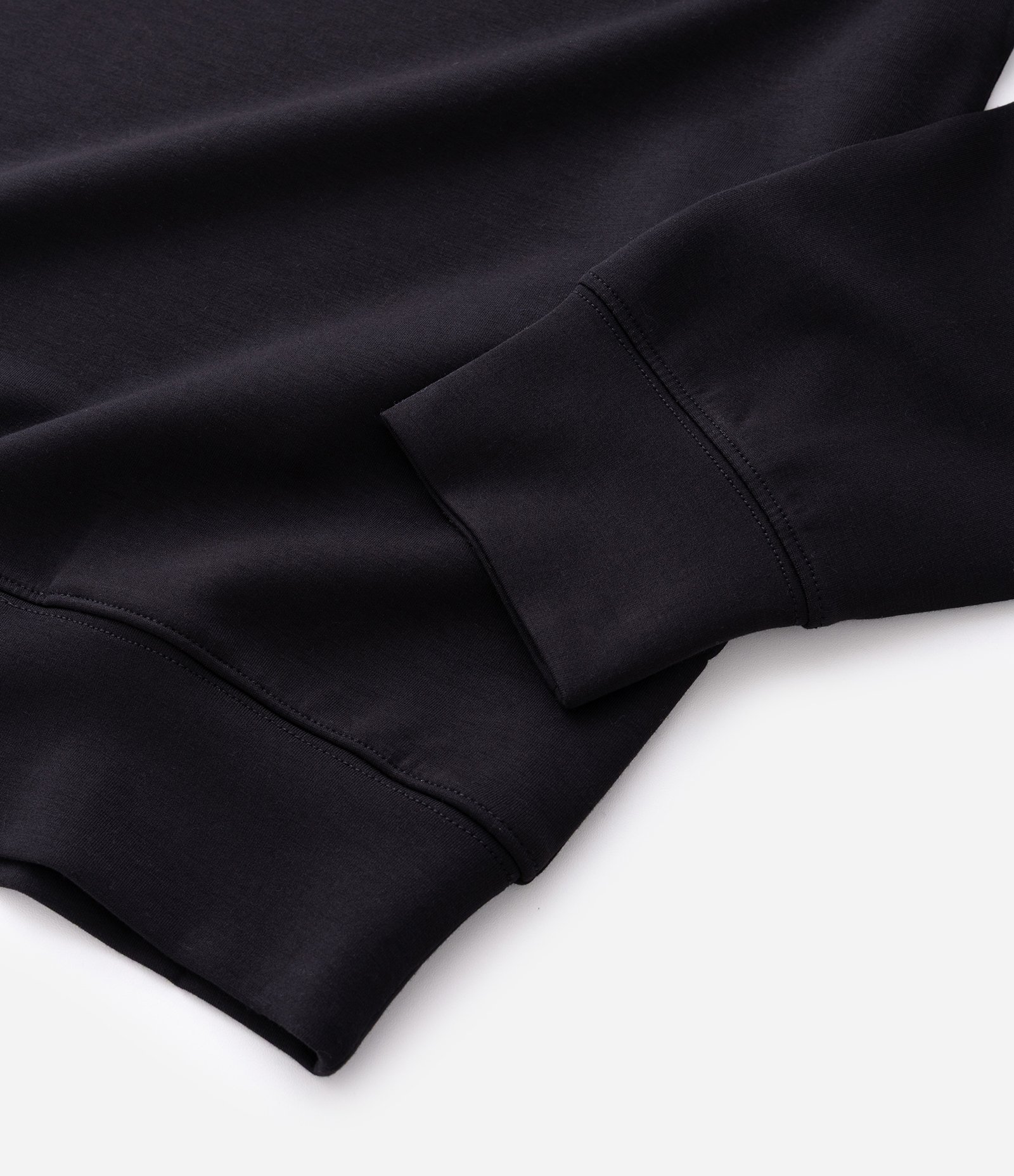 Blusão de Pijama com Capuz em Modal Preto 4