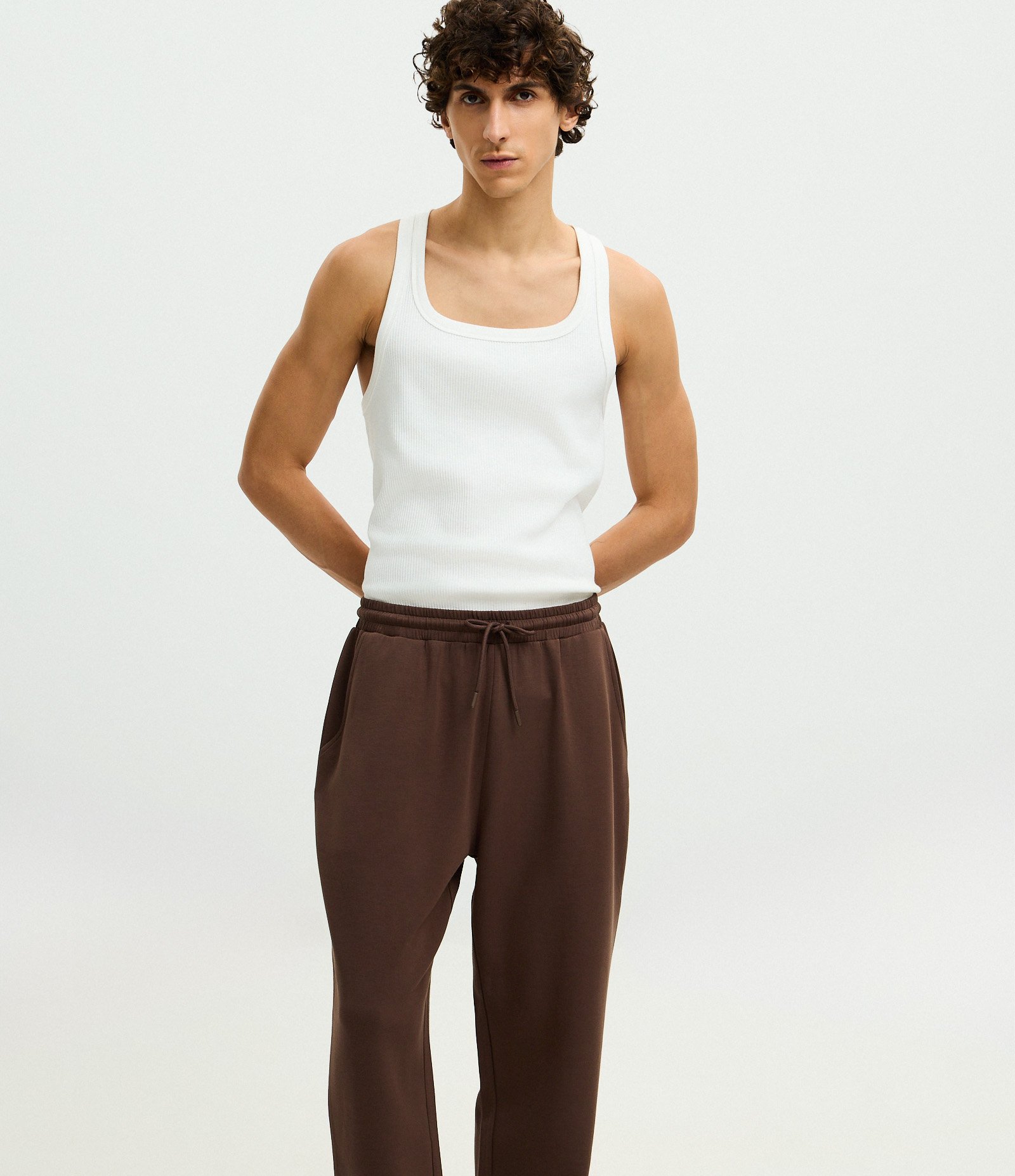 Calça Jogger de Pijama em Modal Marrom 4