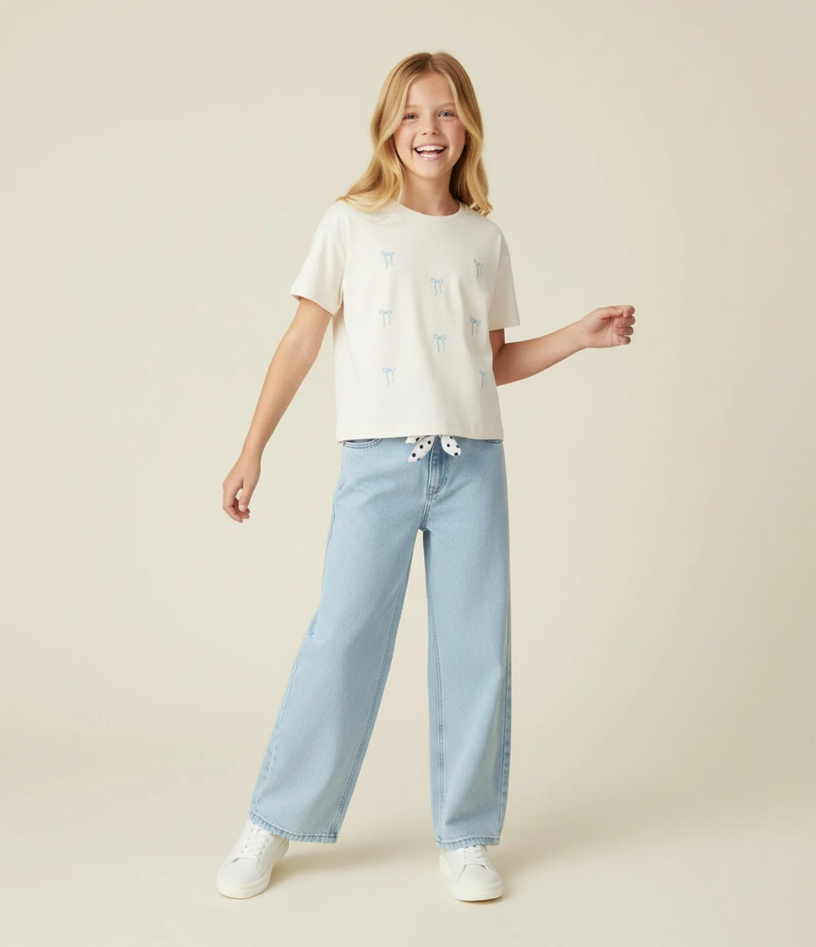 Camiseta Infantil com Bordado de Laços – Tam 5 a 14 Anos Off White 1