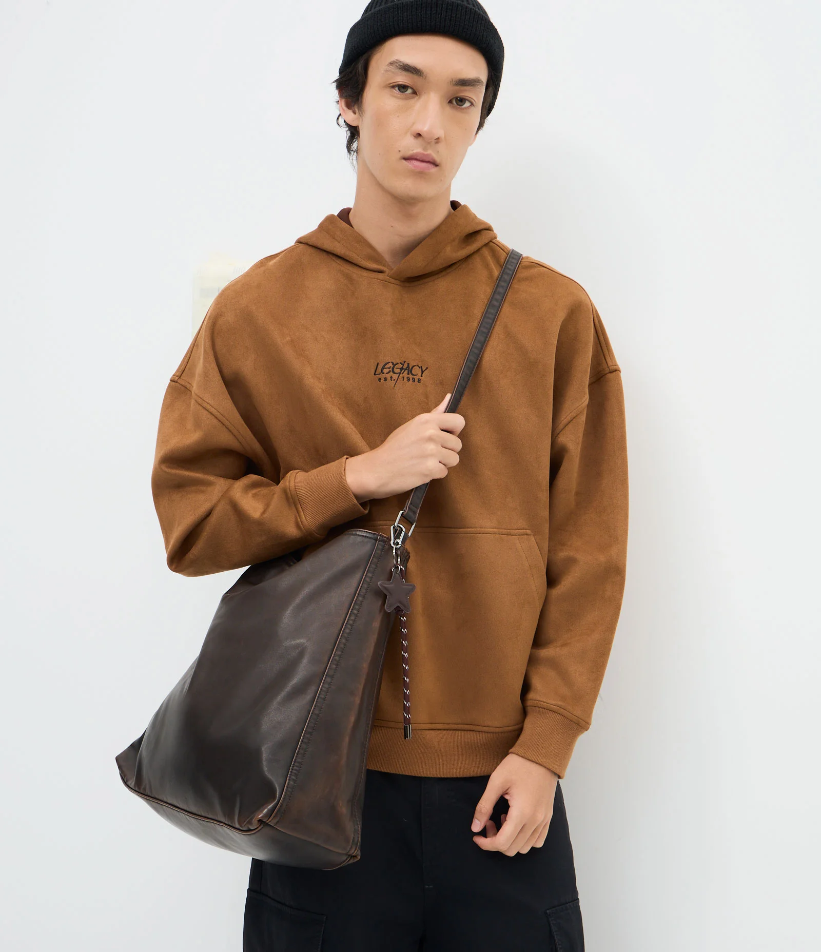 Bolsa Shopper em PU Liso com Alça de Ombro Marrom 1