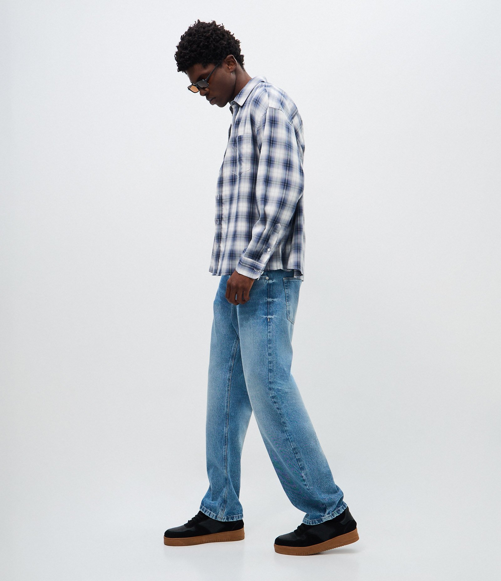 Camisa Boxy em Flanela com Estampa Xadrez Cinza 2