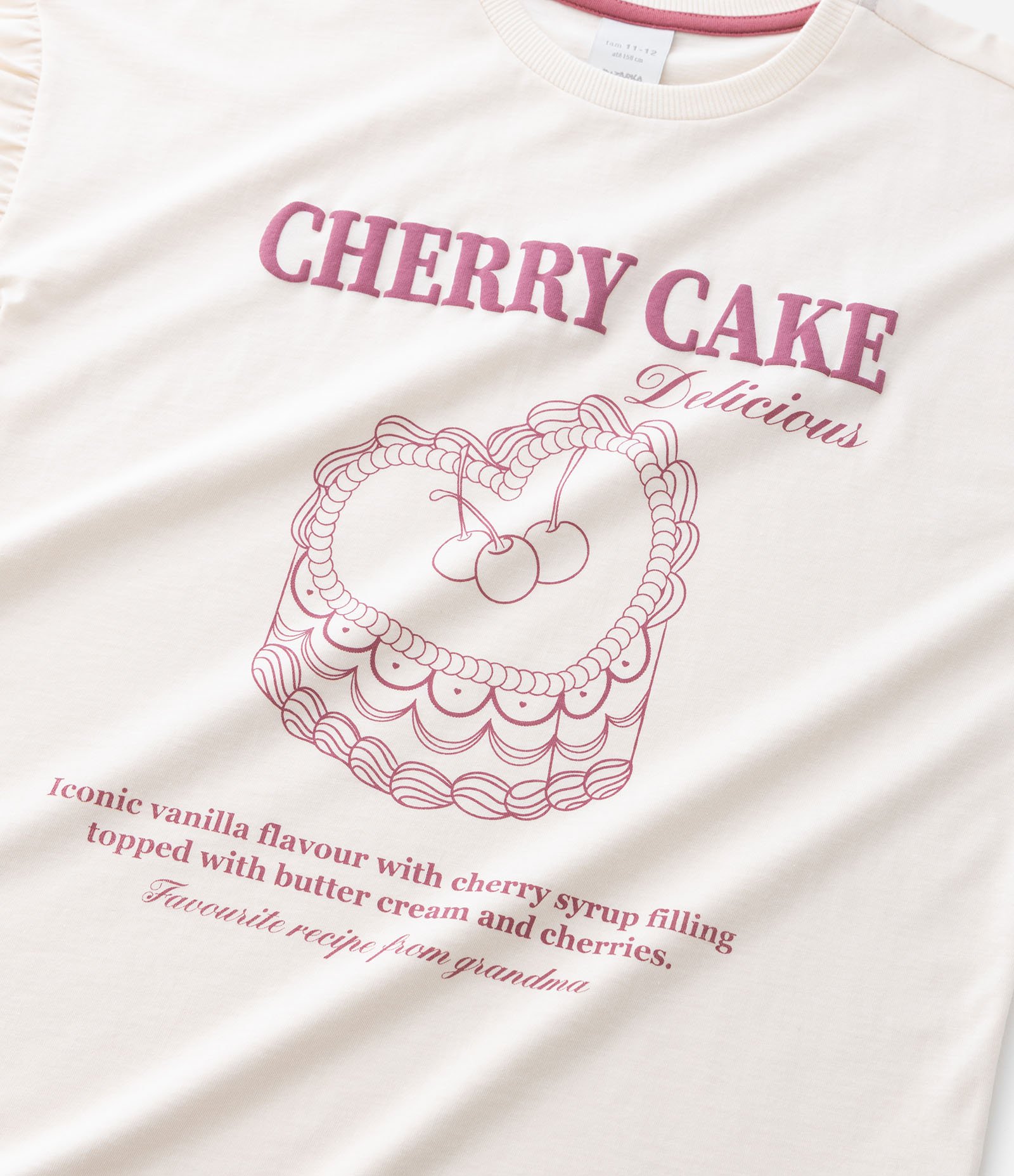 Camiseta Infantil com Estampa de Bolo Cherry Cake – Tam 5 a 14 Anos Off White 6