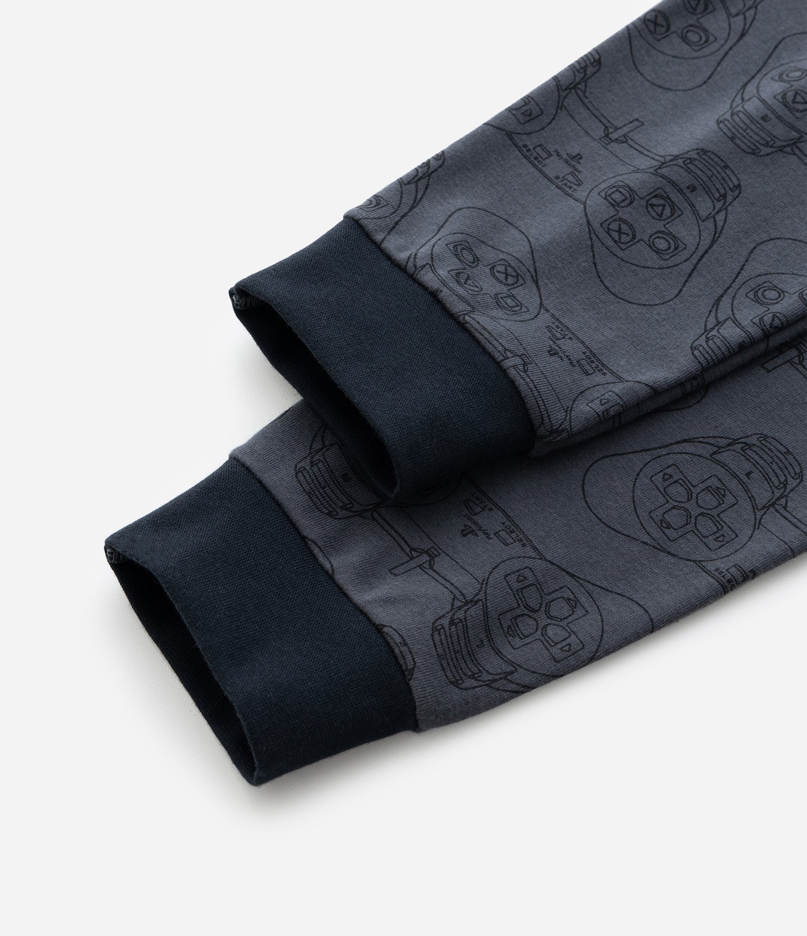 Pijama Infantil com Estampa PlayStation – Tam 7 a 16 Anos Preto/Cinza 7